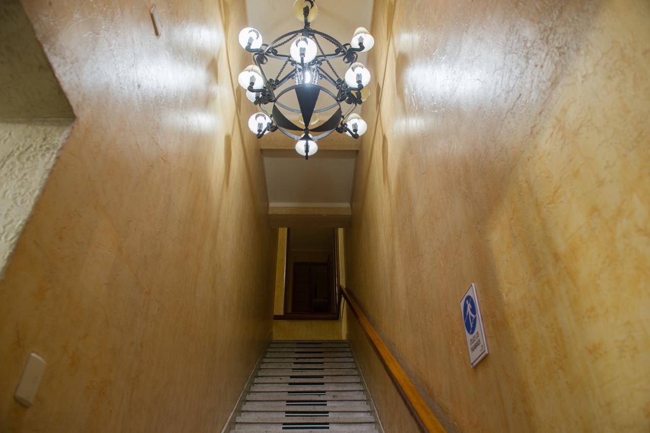 Hotel Dikran 洛斯安赫莱斯 外观 照片